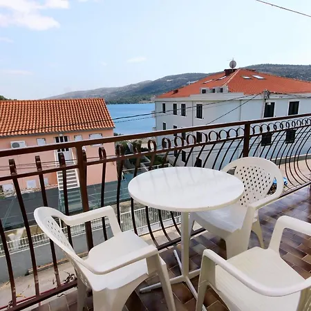 By The Sea Marina, Trogir - 10003 Apartment *