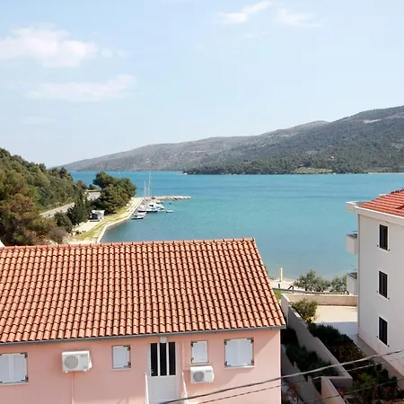 By The Sea Marina, Trogir - 10003 Apartment *