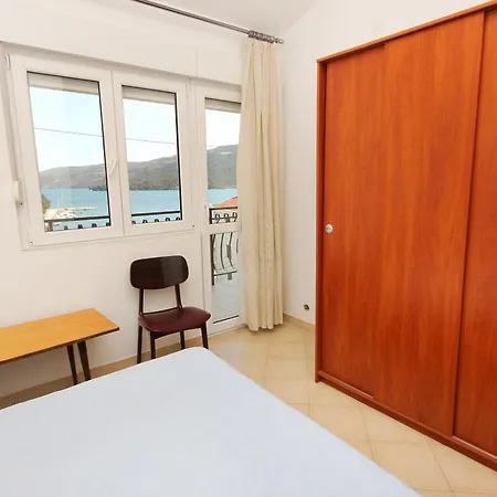 By The Sea Marina, Trogir - 10003 Apartment Marina